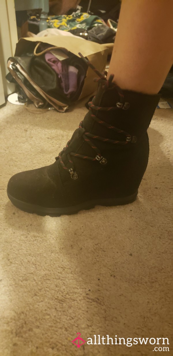 Wedge Heeled Black Winter Boots Size 7