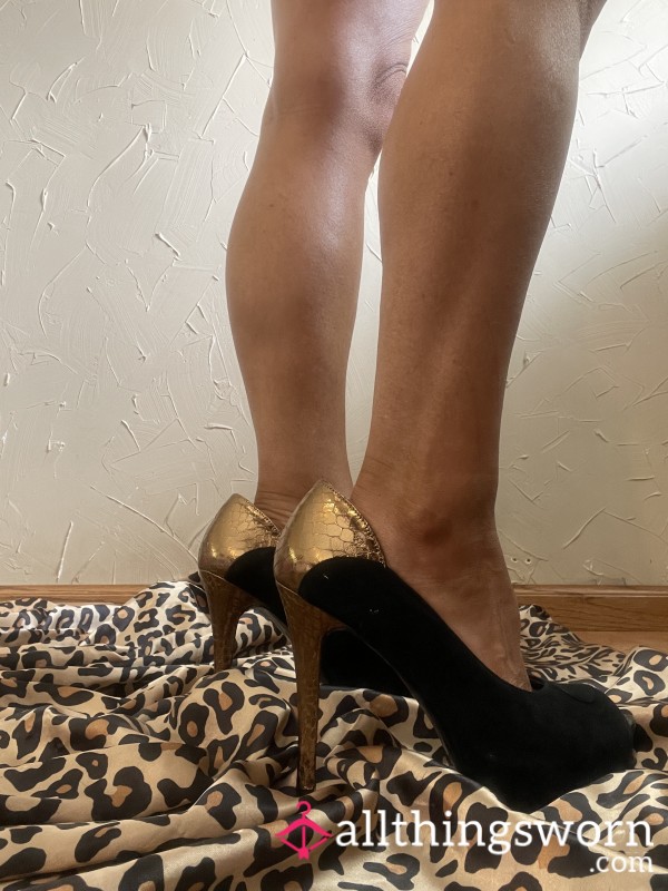WELL WORN BLACK AND GOLD GUESS OPEN TOES HIGH HEELS