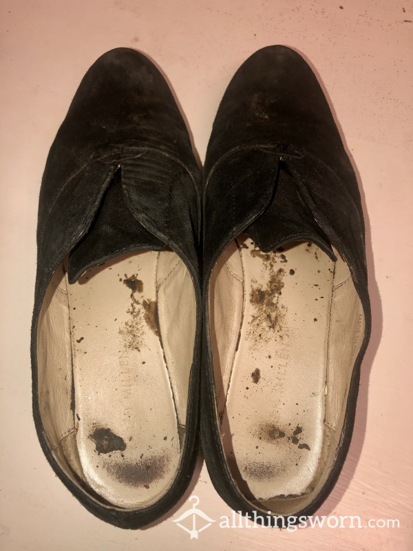 Well Worn Black Flats Size 6