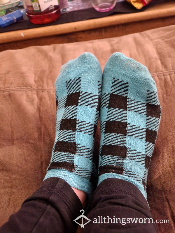 Well Worn Blue Plaid Ankle Socks