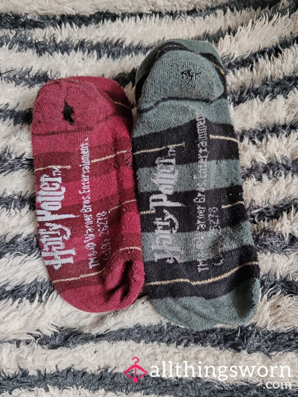 Well Worn Ripped Harry Potter Odd Socks