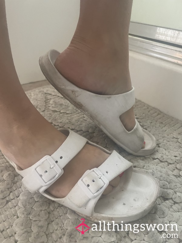 Well Worn White Foam Sandals