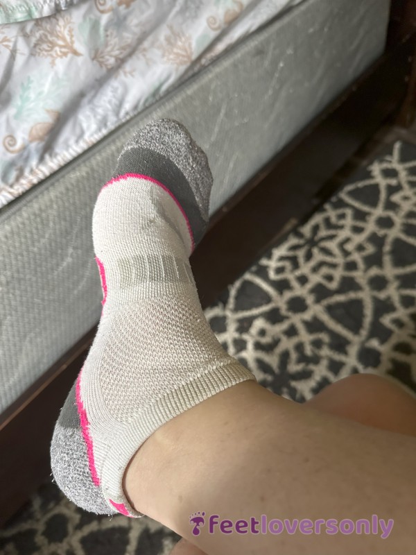 White And Pink Puma Gym Socks