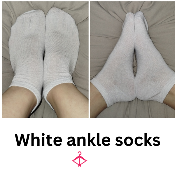 WHITE ANKLE SOCKS