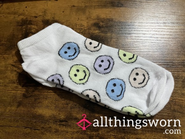 White Ankle Socks W/ Pastel Smiley Faces - Includes US Shipping & 24 Hr Wear