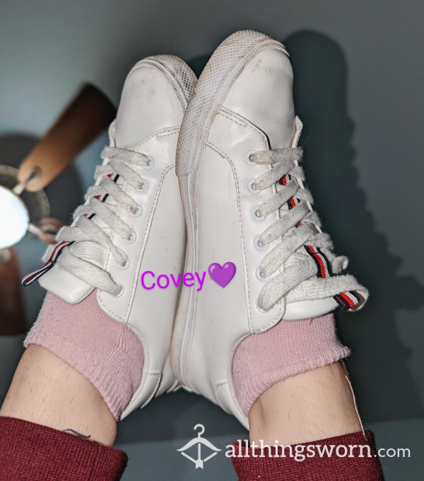 (SOLD) White Trainers & Sock Bundle