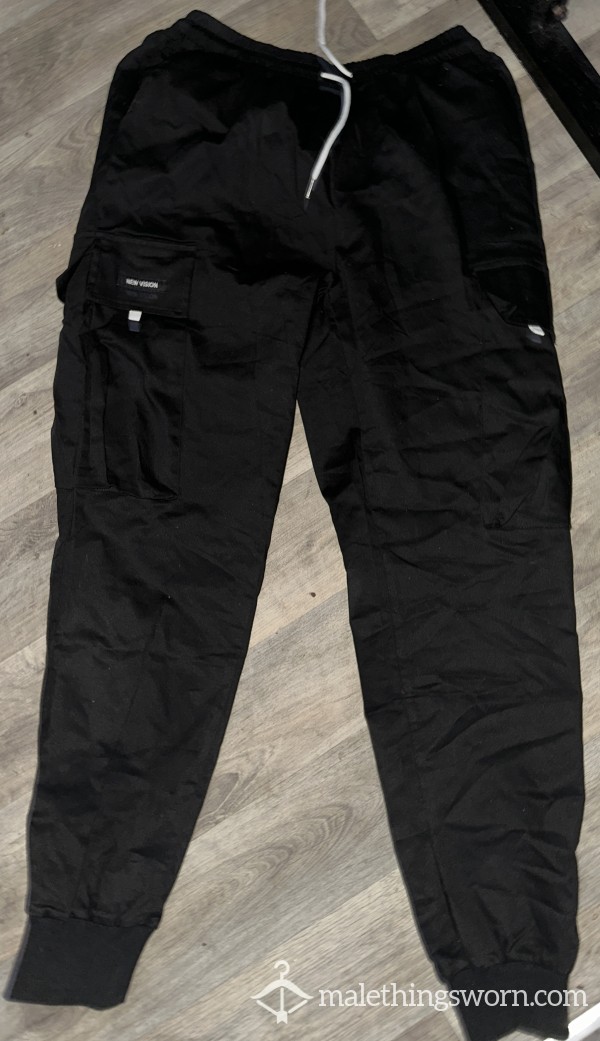 (SALE - £10 Off) Worn Black ‘New Vision’ Cargo Jogger Style Trousers/Pants (Size L)