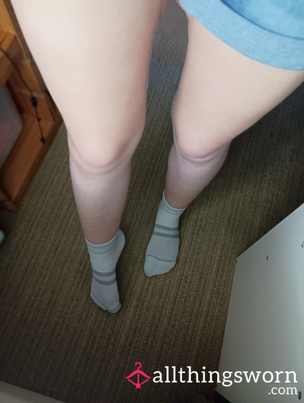 WORN TODAY Ultra Soft And Plush, Grey Striped Socks